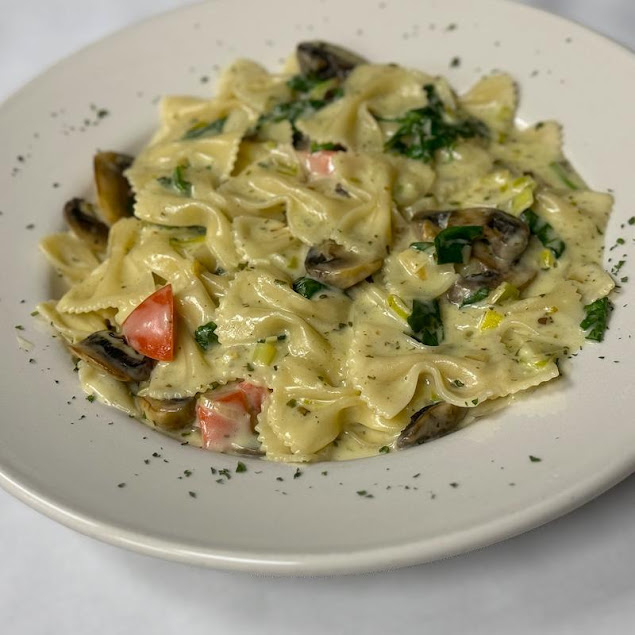 Photo Alexander's Mediterranean Cuisine - 18