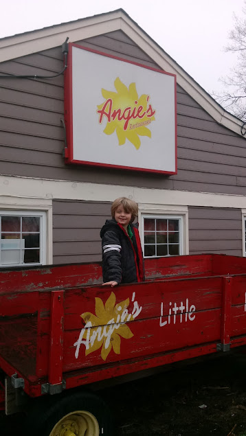 Photo Angie's Restaurant - 19