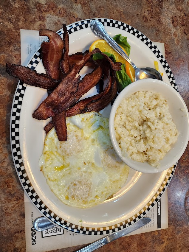 Photo Black Bear Diner Monterrey Village - 7