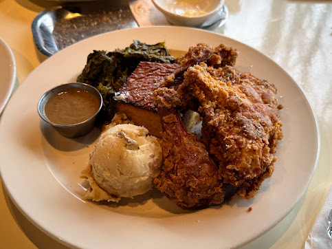 Photo Lucky 32 Southern Kitchen - 10