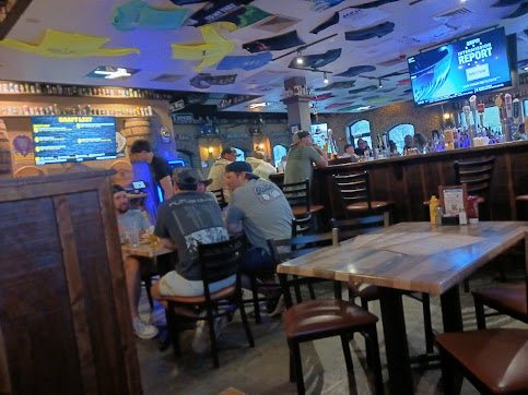 Photo My Way Tavern - 1