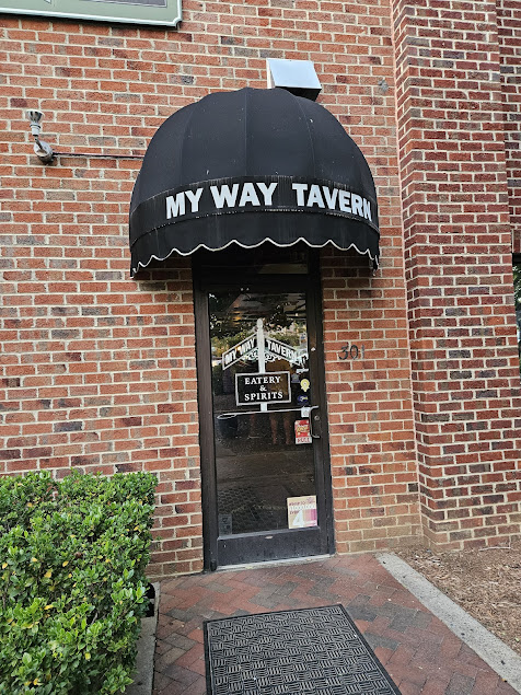 Photo My Way Tavern - 6