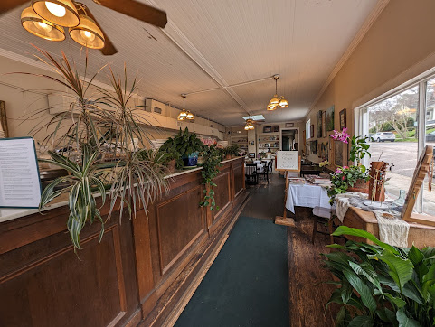 Photo Side Street Restaurant - 14