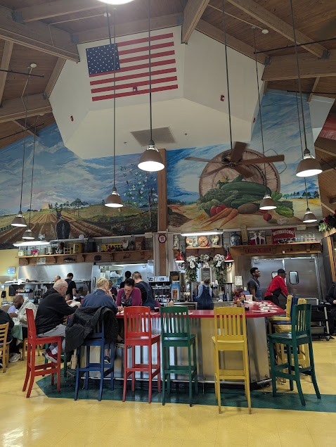 Photo State Farmers Market Restaurant - 4